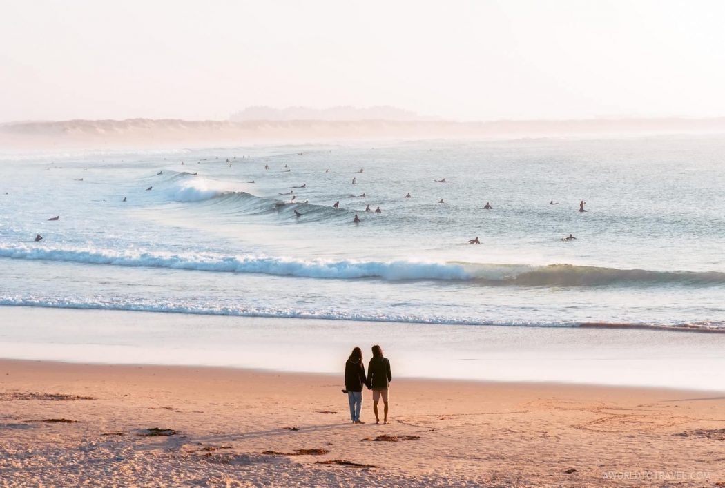 A couple at Dunas Beach in Baleal – Silver Coast Portugal camper trip