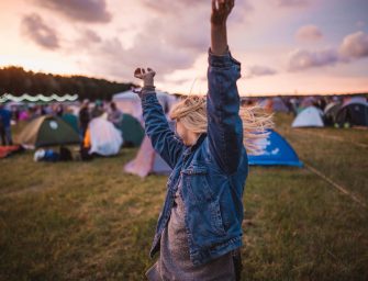 How to Be Sustainable at a Festival: A Guide for an Eco-Friendly Experience