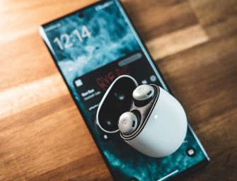 Travel in Comfort: The 15 Best Gadgets For Long-Haul Flights